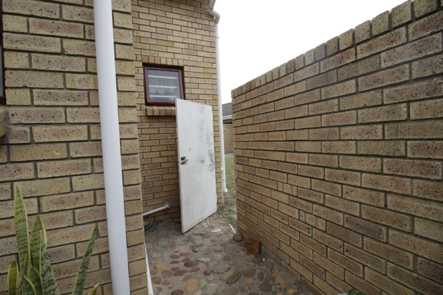 2 Bedroom Property for Sale in Aston Bay Eastern Cape